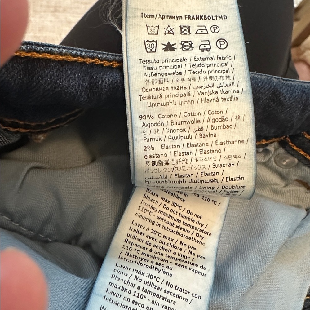 LIU-JO Men’s Denim Jeans size 31 - Picture 8 of 8